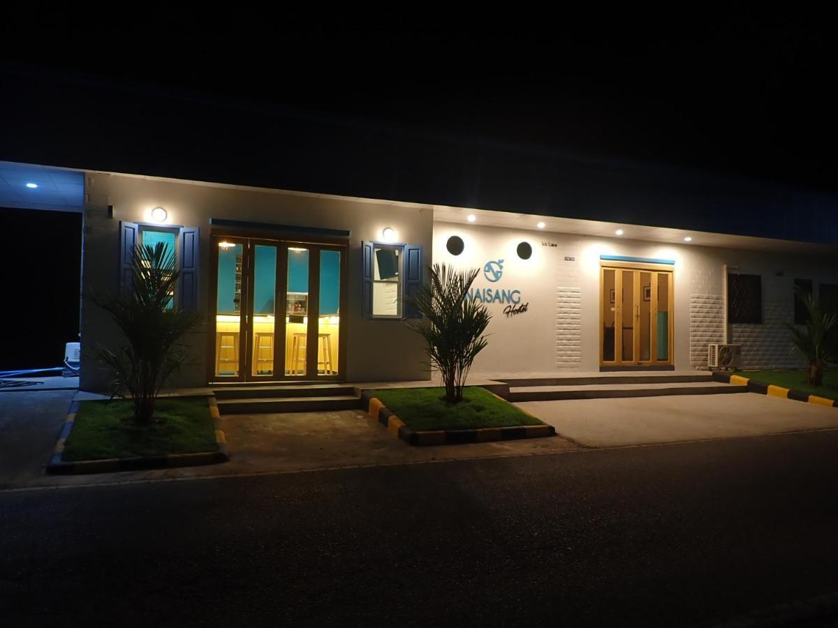 Naisang Hostel Chumphon Exterior photo