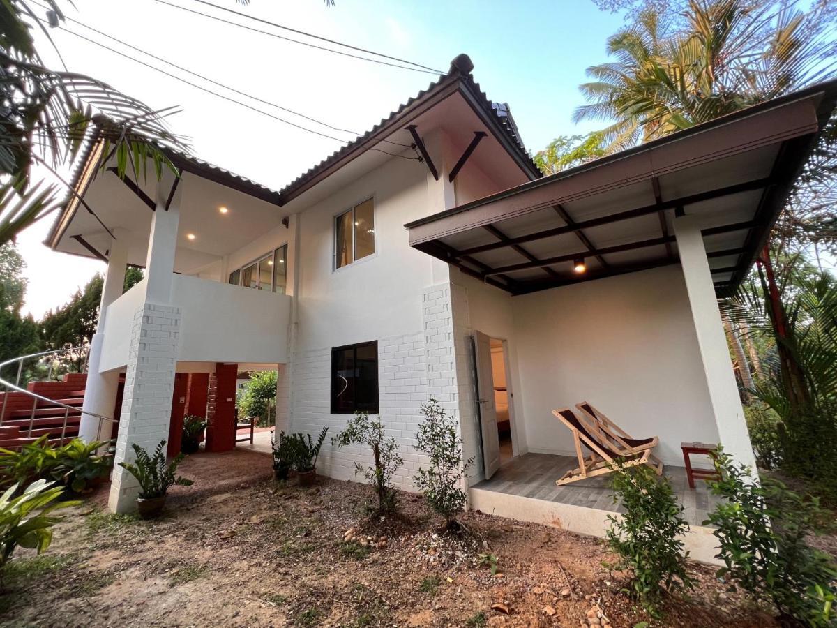 Naisang Hostel Chumphon Exterior photo
