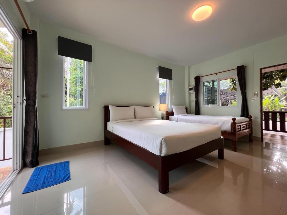 Naisang Hostel Chumphon Exterior photo