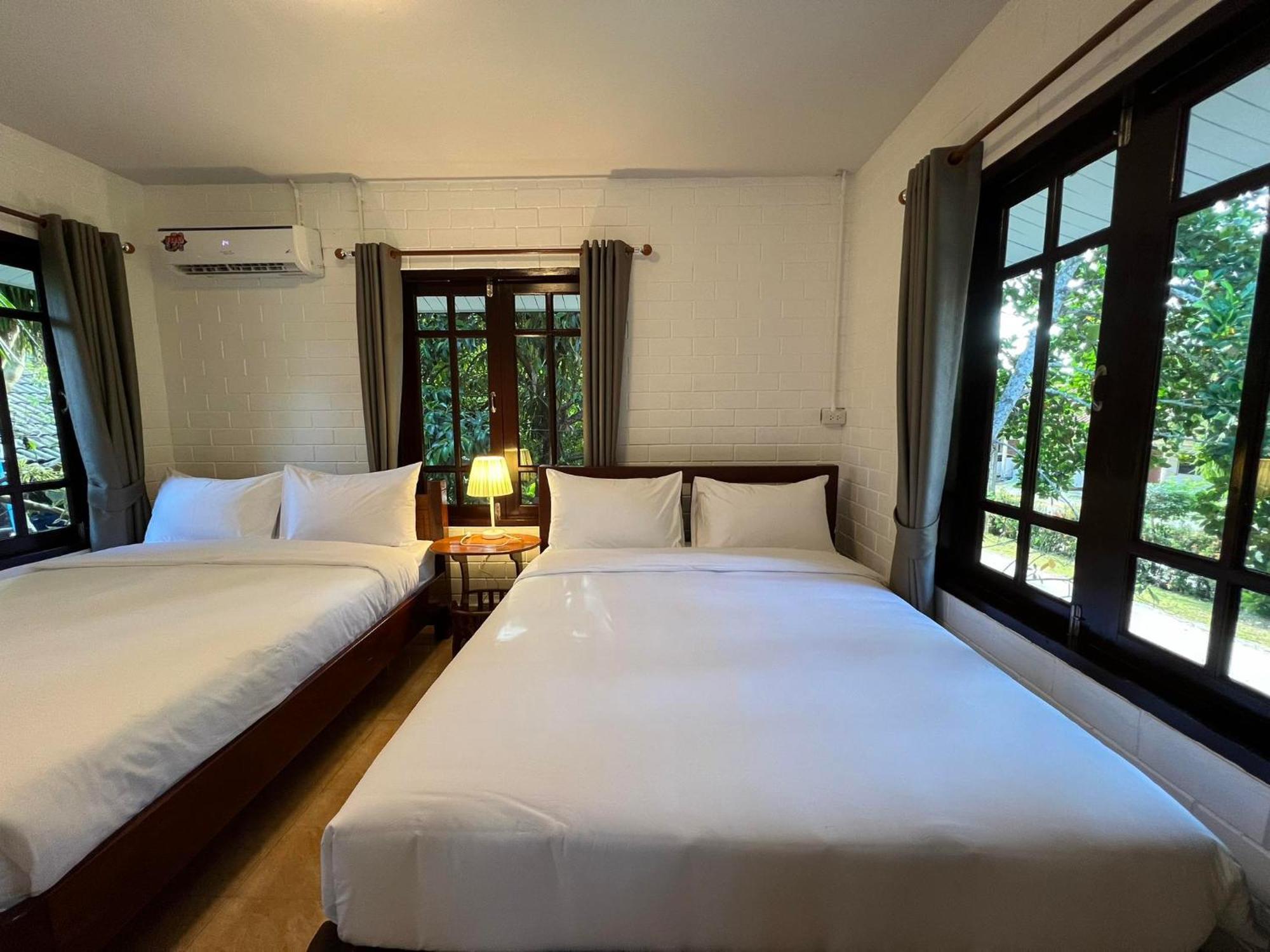 Naisang Hostel Chumphon Exterior photo